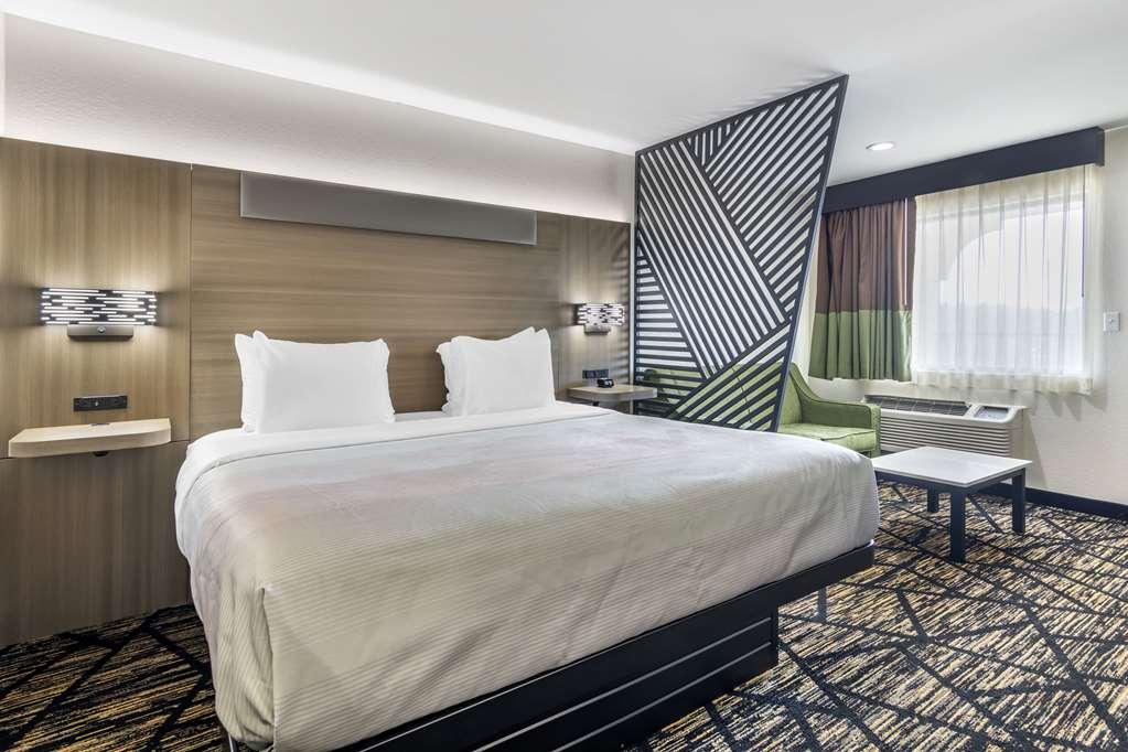 Quality & Area Hotel 2*